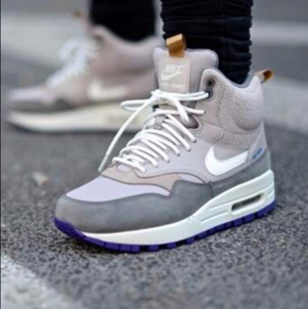 Nike Max 2016
